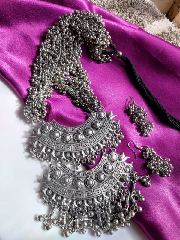 Ghungroo long neckpiece