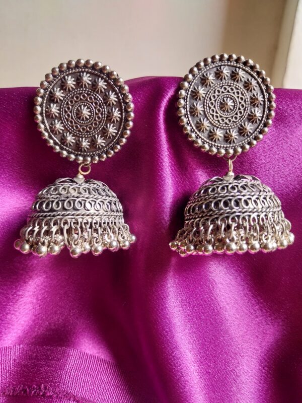 Jhumki