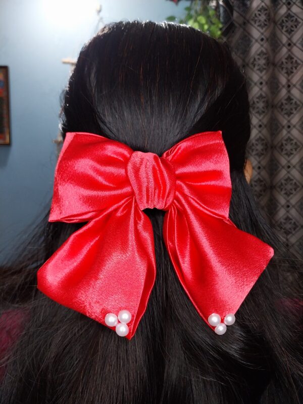 Pigtail satin hair bow